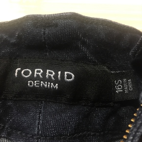 Torrid Jeans - Picture 2 of 2